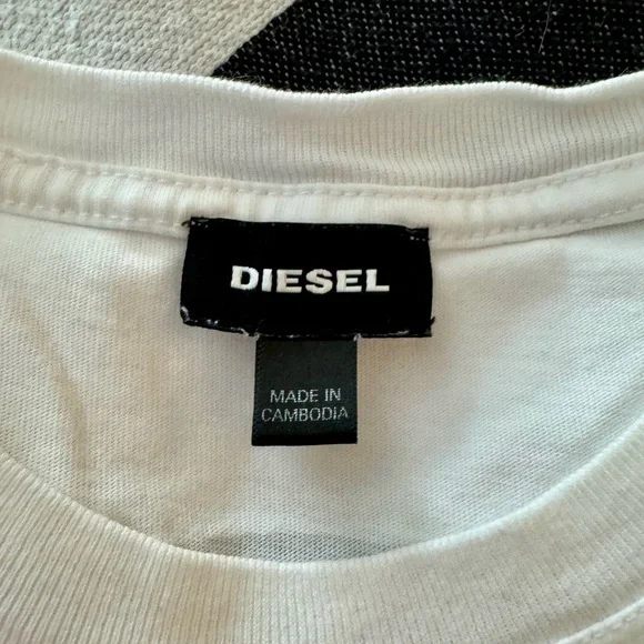 Diesel White T-Shirt with Superior Print size M - Picture 2 of 5